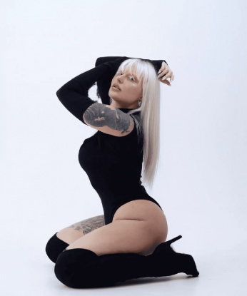 Анкета проститутки Ульяна - город Калук, 25 лет, №185